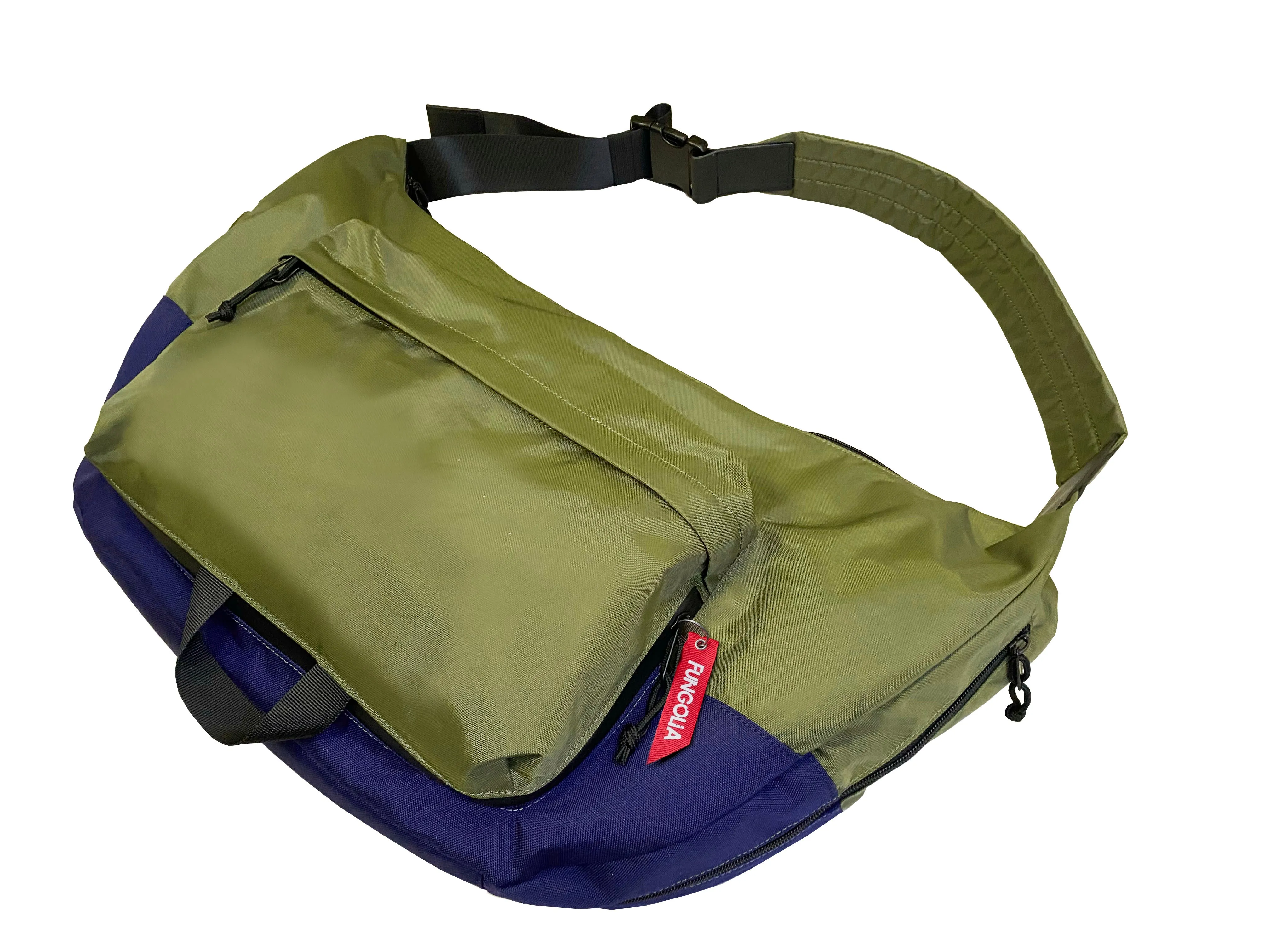 <A 000a001a68a> City Messenger Bag