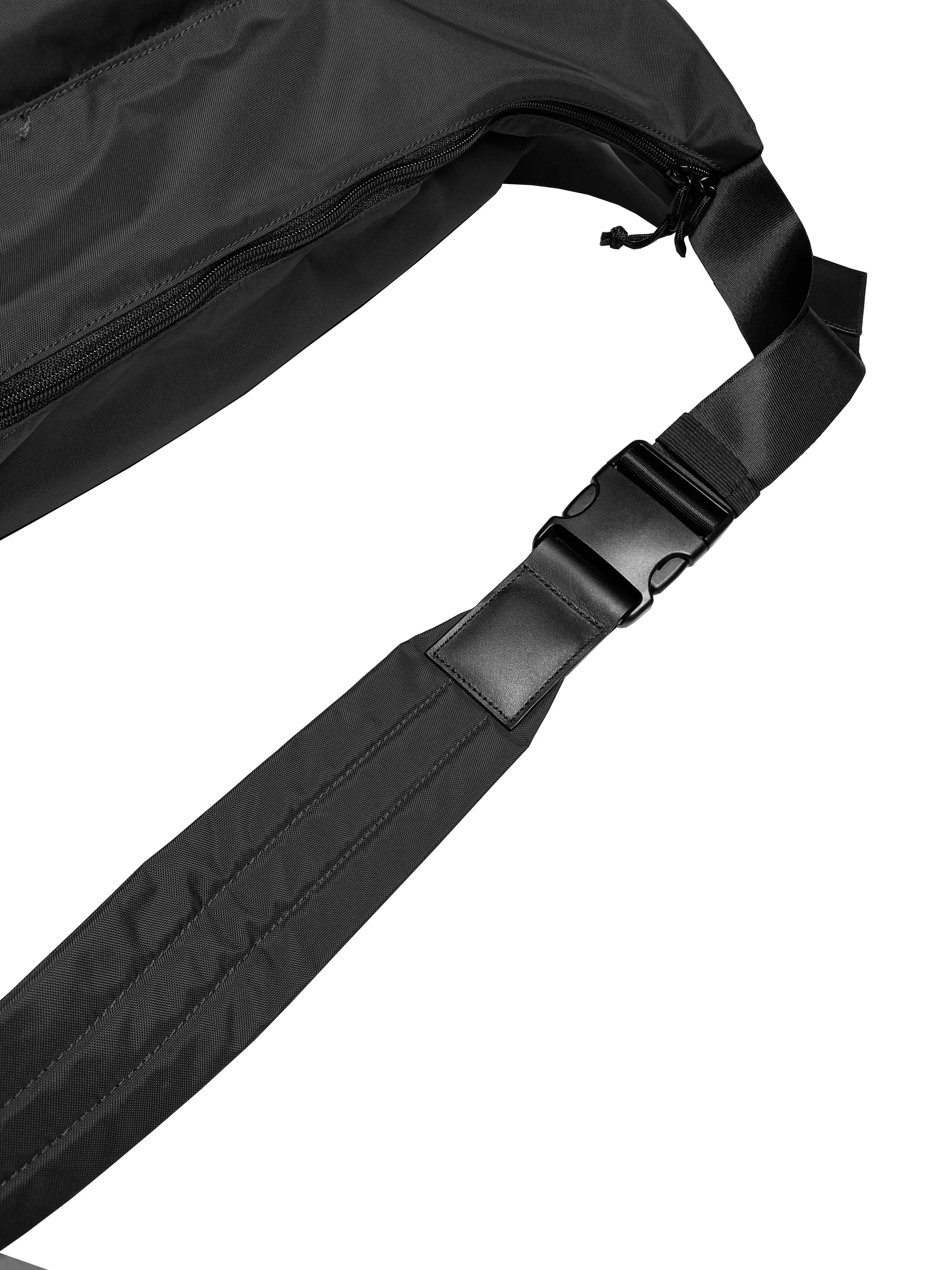 <A 000a001a68a> City Messenger Bag