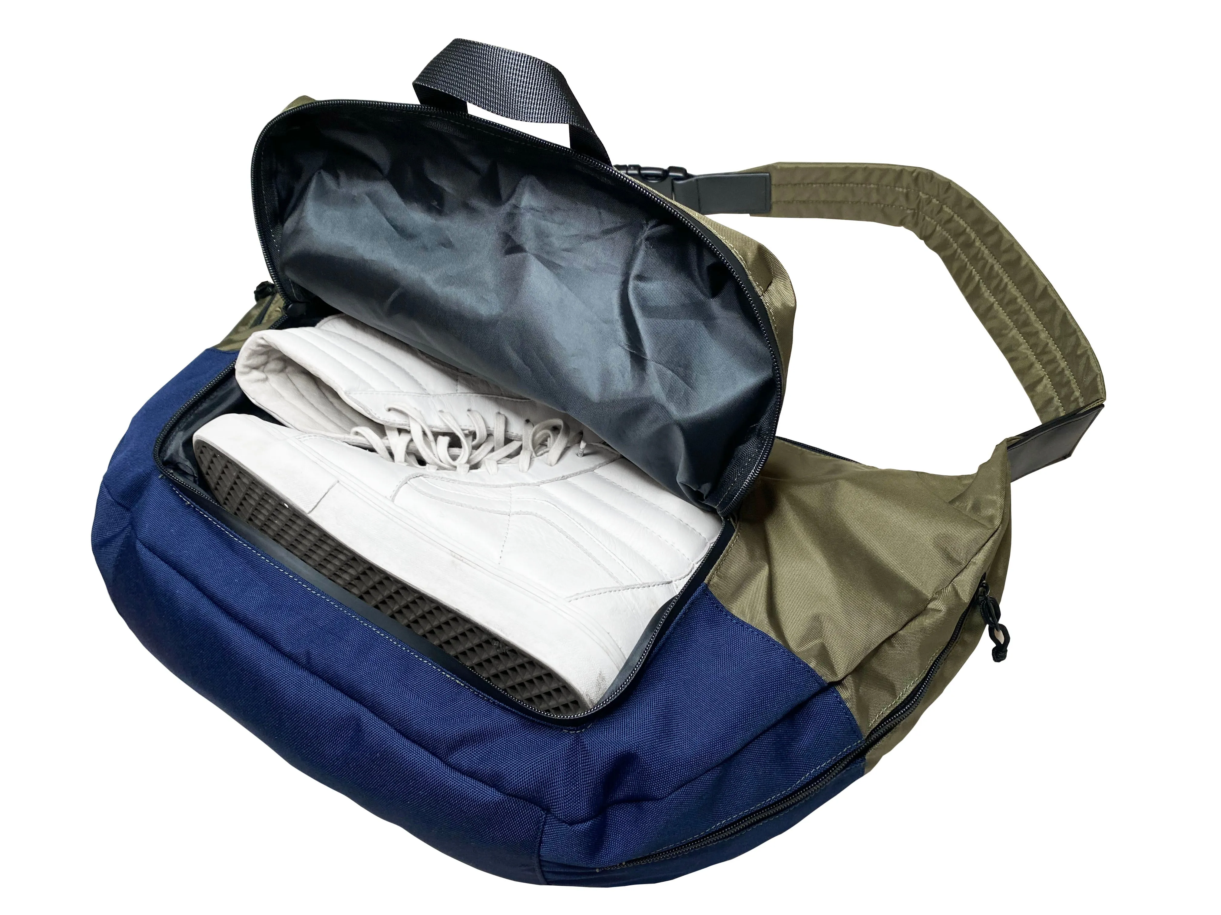 <A 000a001a68a> City Messenger Bag