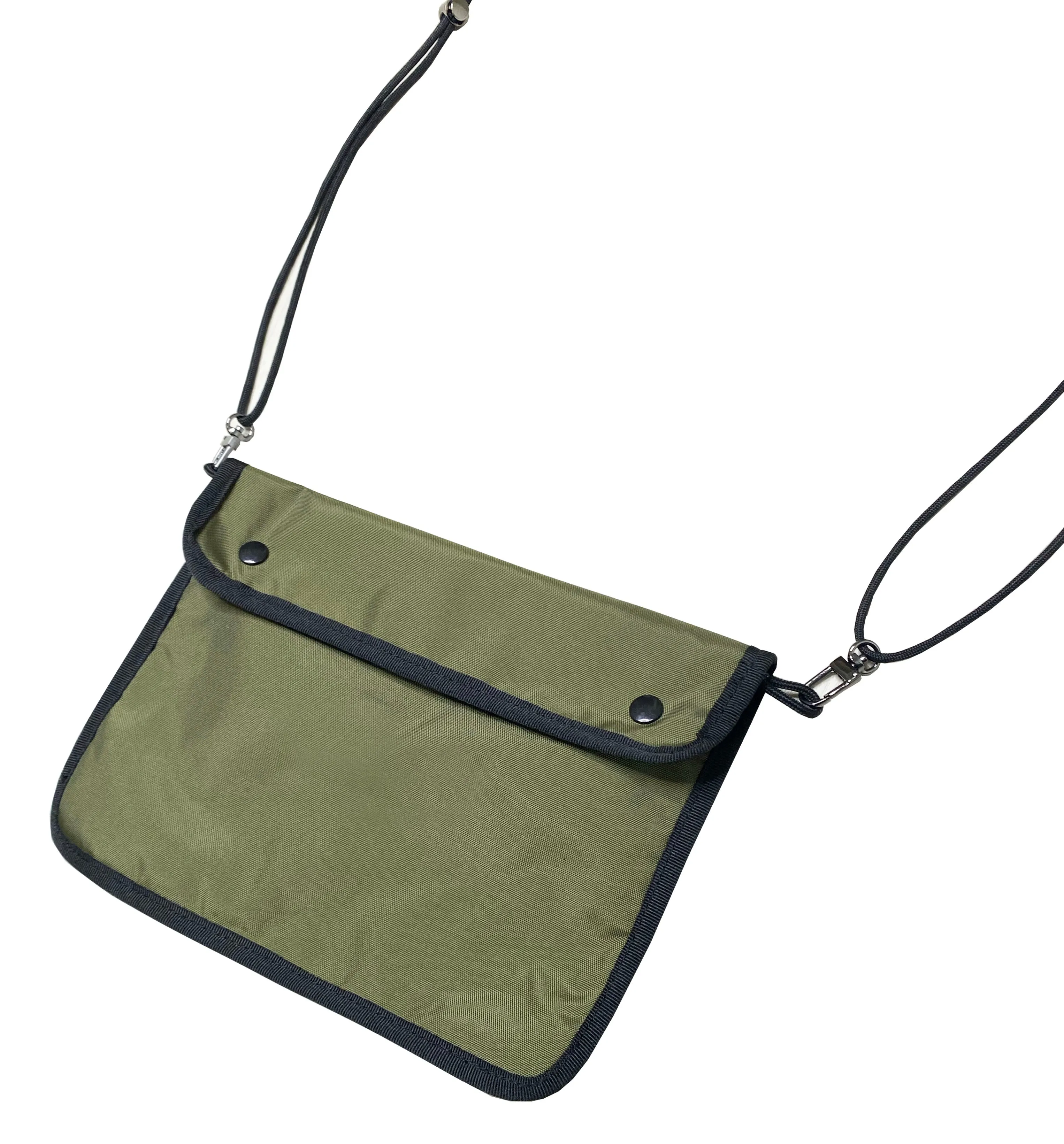<A 000a001a68a> City Messenger Bag